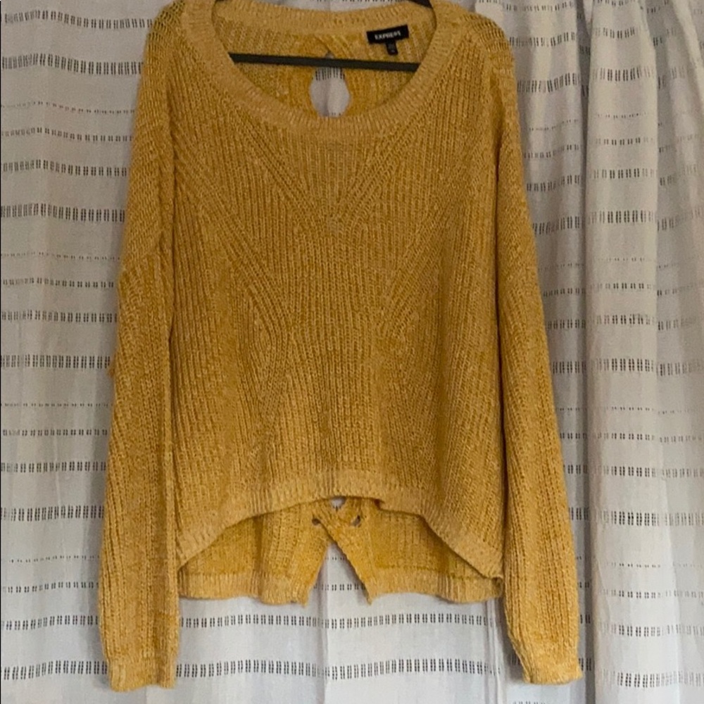 Women’s sweater